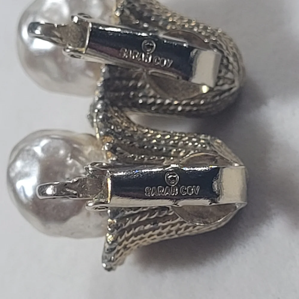 Sarah Coventry Earrings - Picture 5 of 10